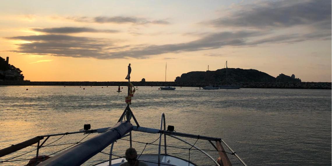 Apartament A 3 Minutos De La Playa. Cerca Del Centro L'Estartit Zewnętrze zdjęcie